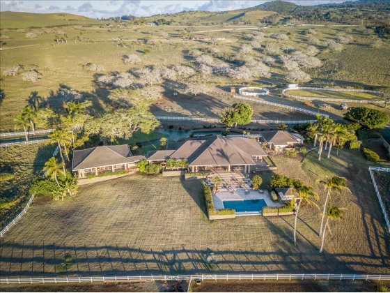 Main house, guest quarters and garage